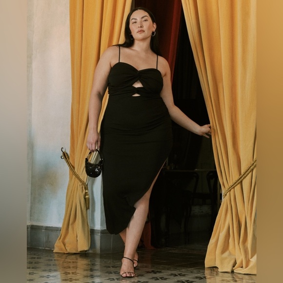 *NWT* Abercrombie & Fitch Ruched Front Cutout Asymmetrical Midi Dress, Size SP - Picture 3 of 14